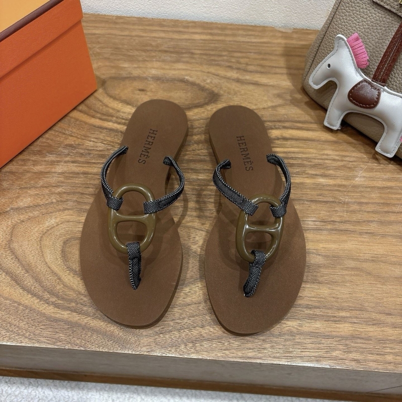 H**me5 slippers